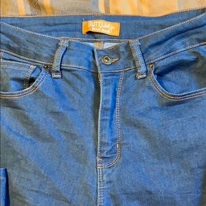 High wasted skinny jeans